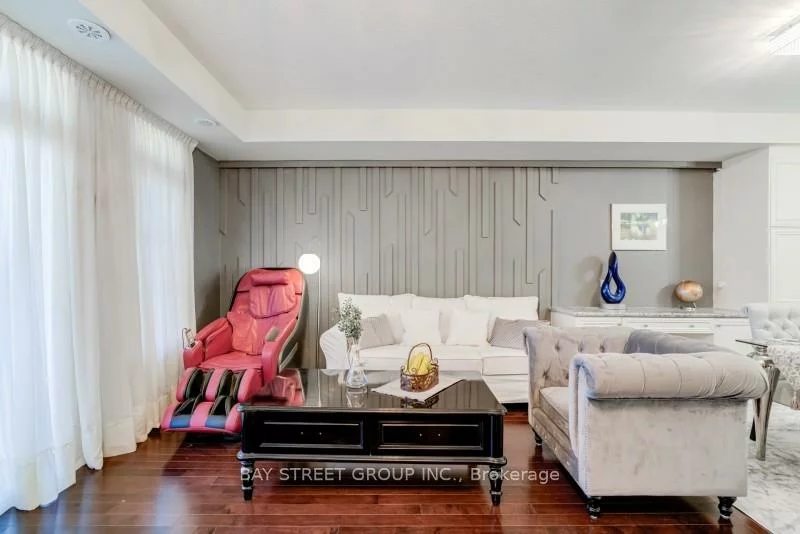 121, Luzon, Box Grove, Markham