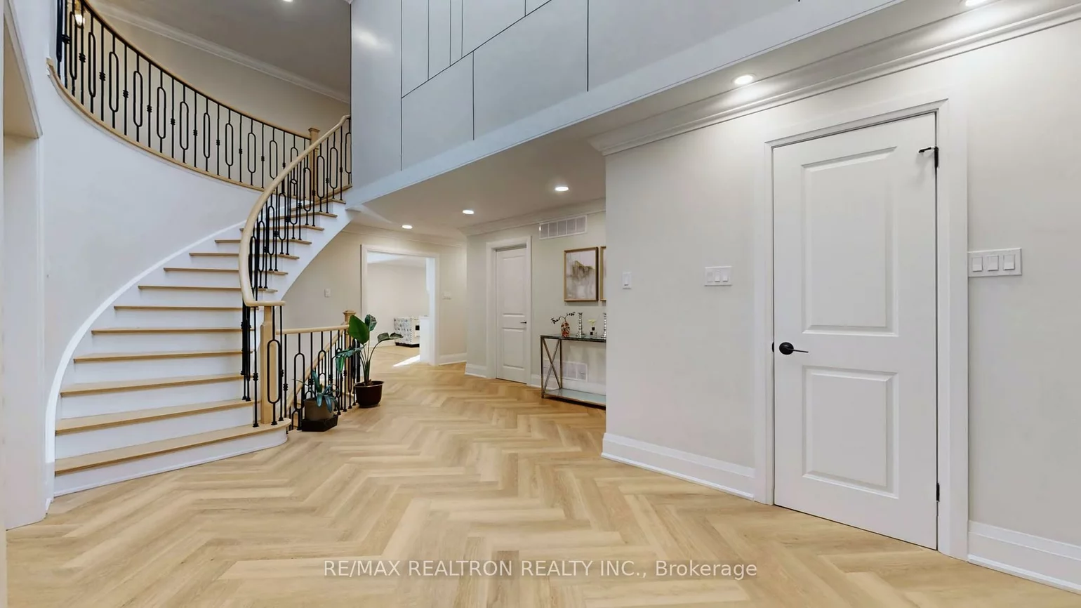 1, Whitelaw, Grandview, Markham