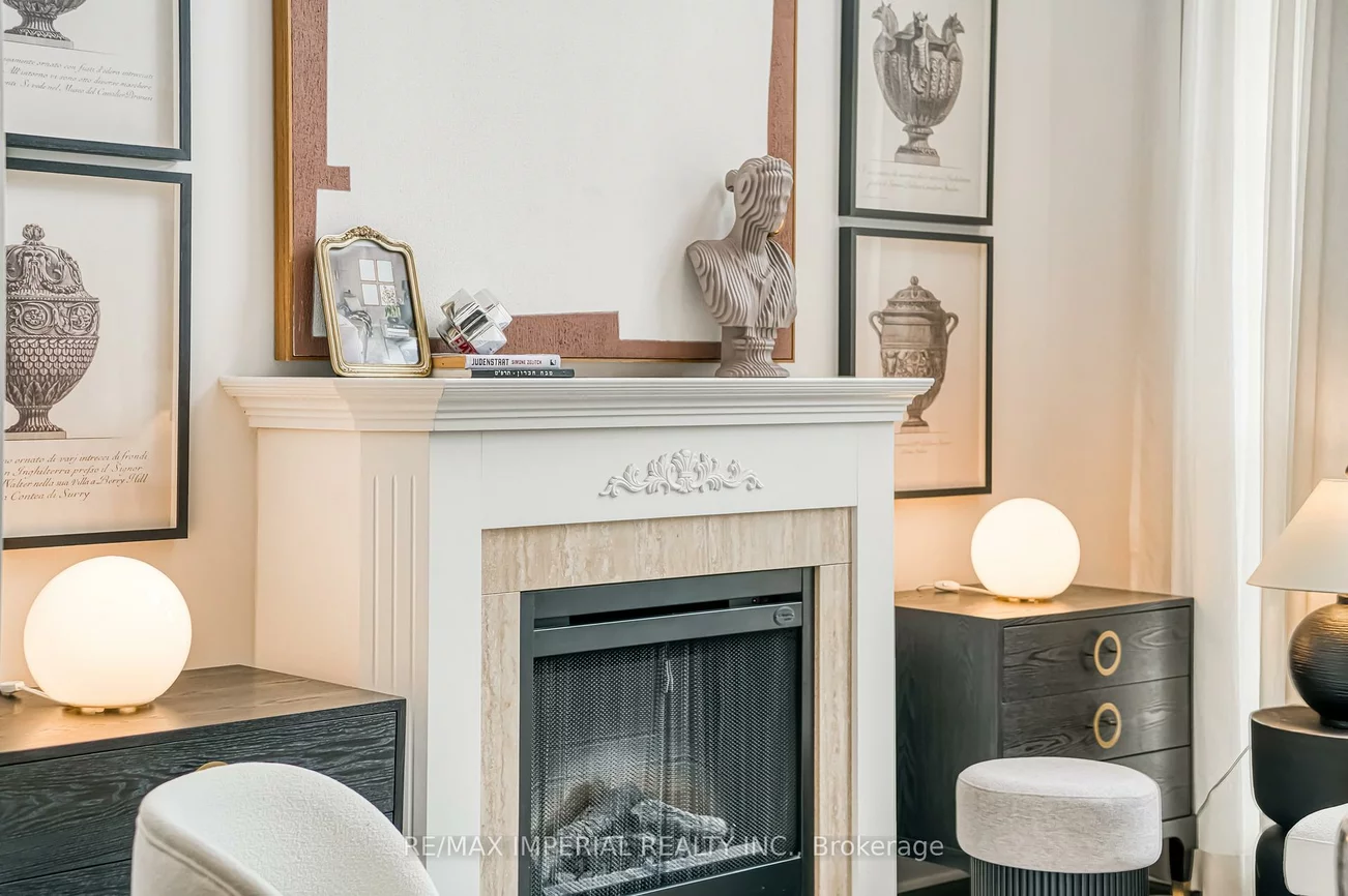 21, MACKENZIE'S STAND, Unionville, Markham