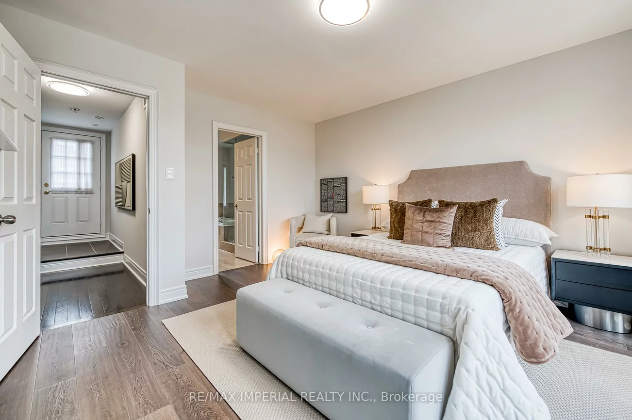 21, MACKENZIE'S STAND, Unionville, Markham