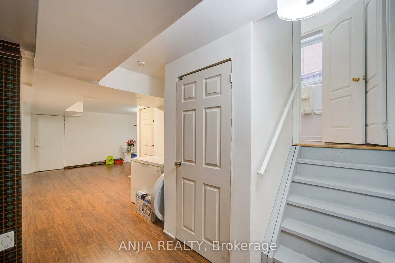 28, Misty, Greensborough, Markham