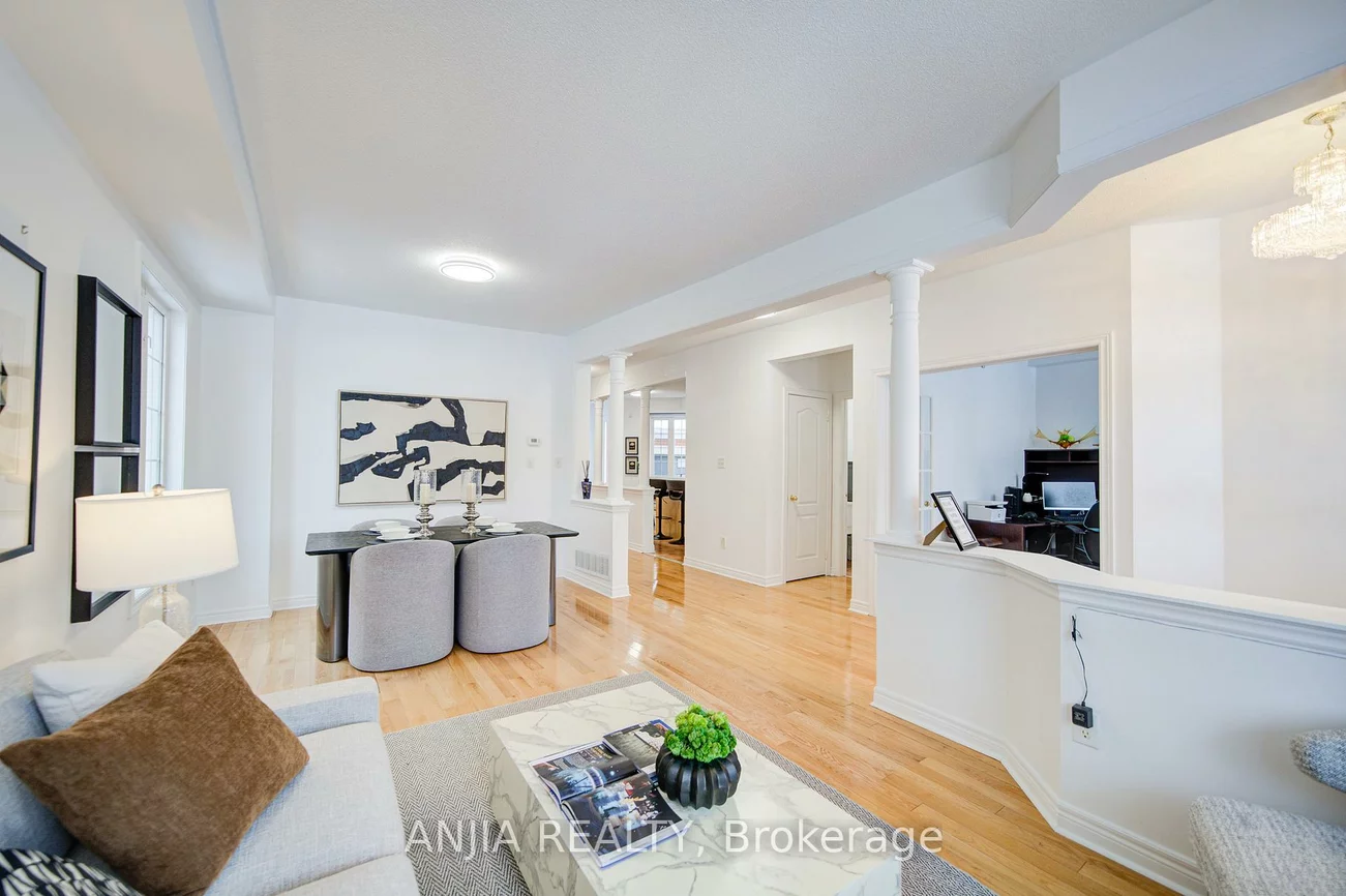 28, Misty, Greensborough, Markham