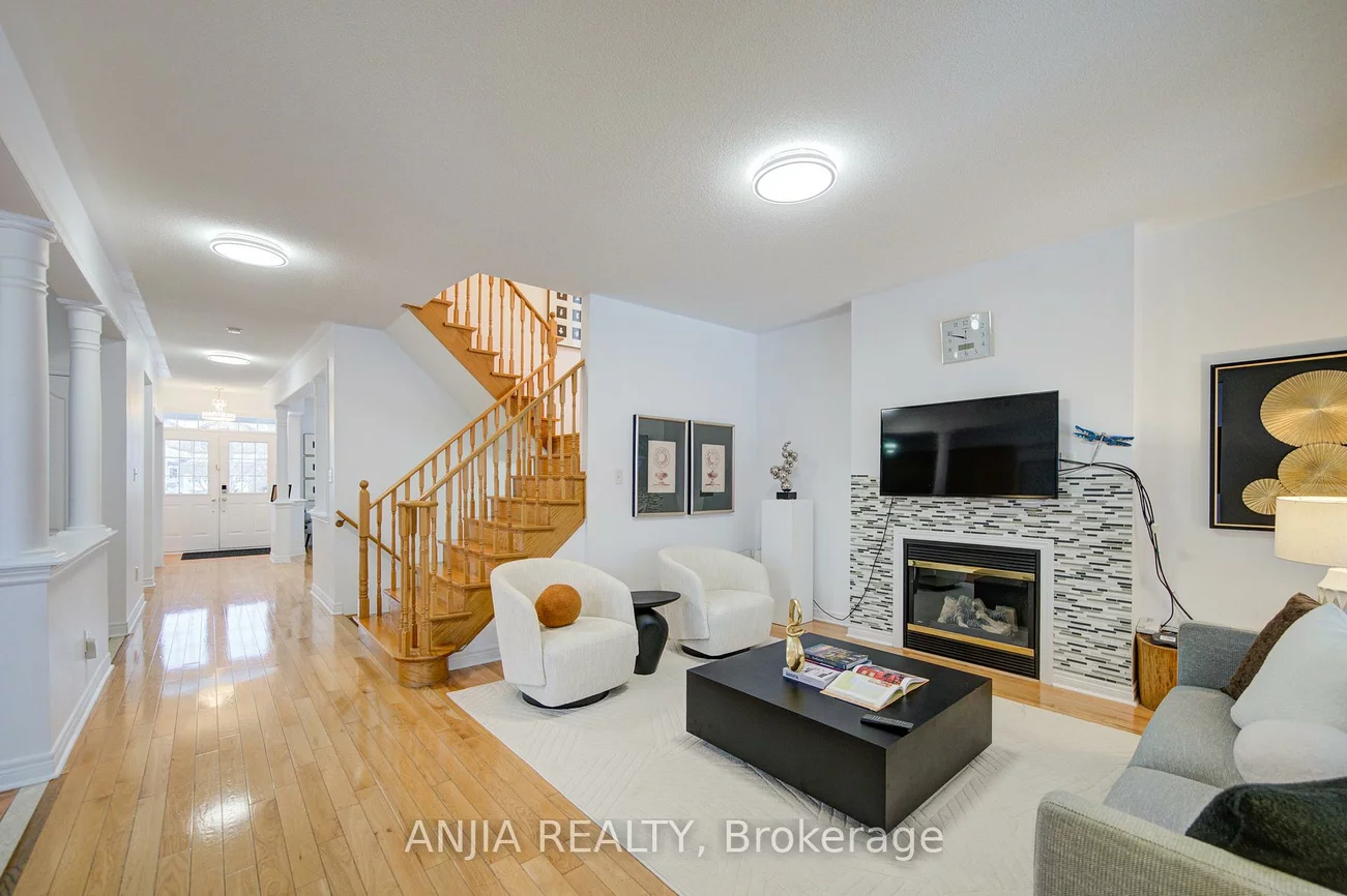 28, Misty, Greensborough, Markham