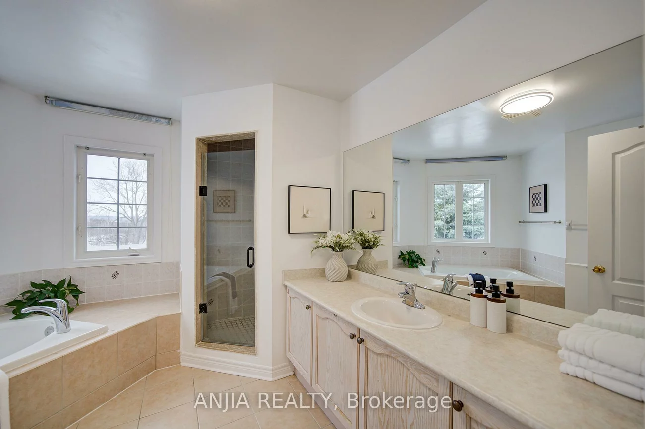 28, Misty, Greensborough, Markham