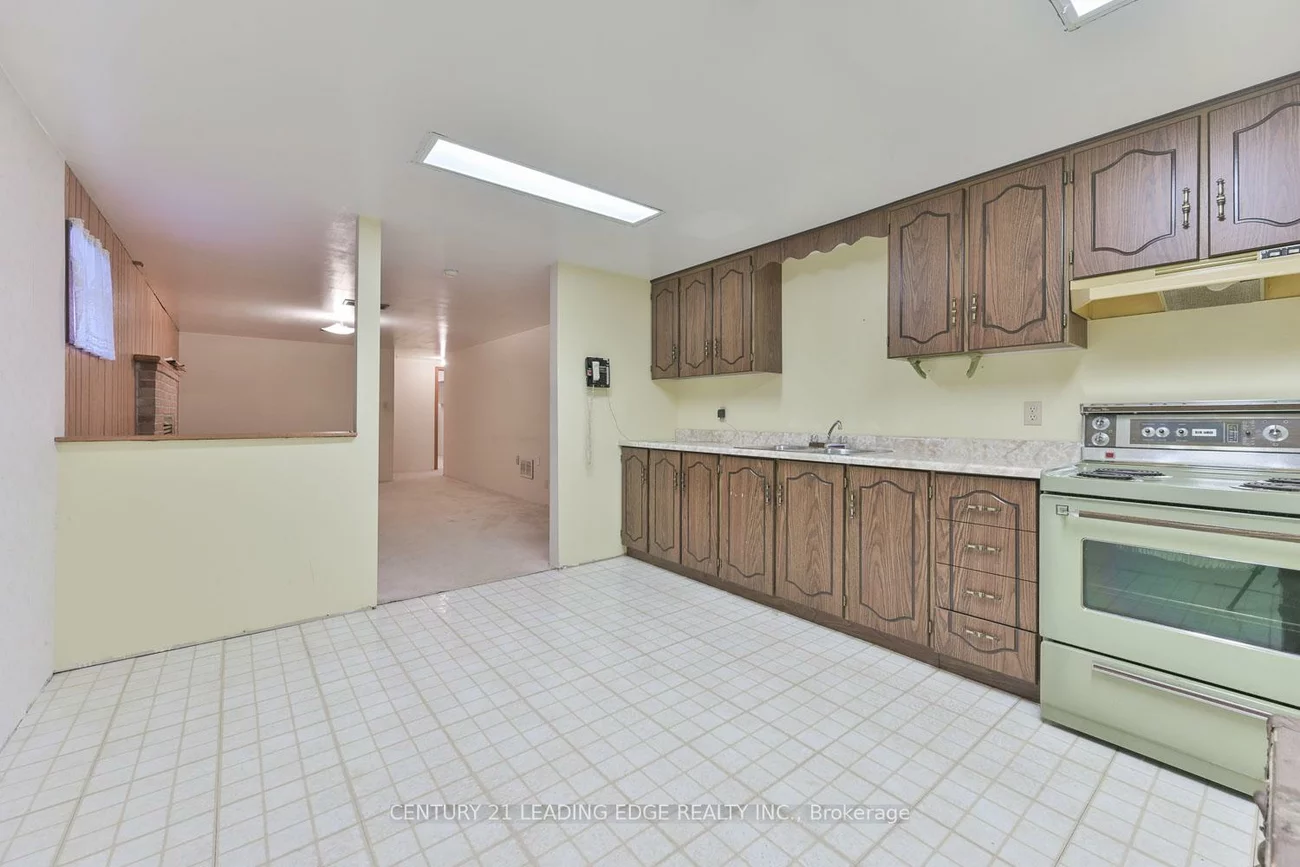 5, Jerman, Old Markham Village, Markham