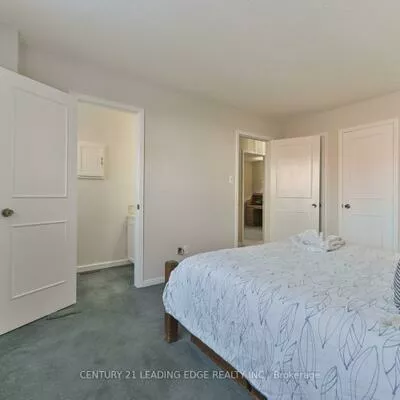 5, Jerman, Old Markham Village, Markham