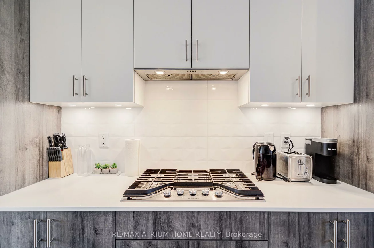 9076, Woodbine Ave, Buttonville, Markham