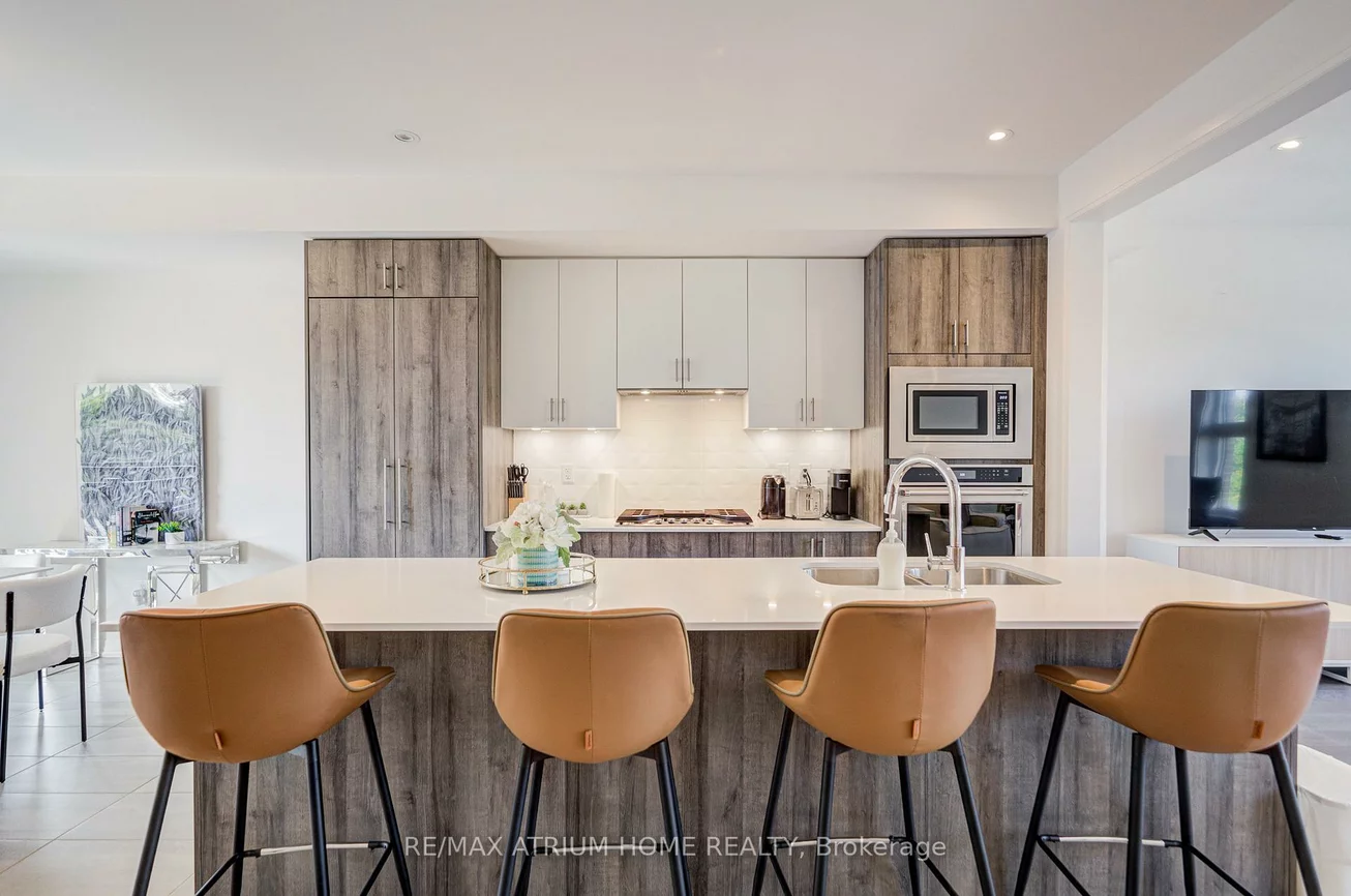 9076, Woodbine Ave, Buttonville, Markham