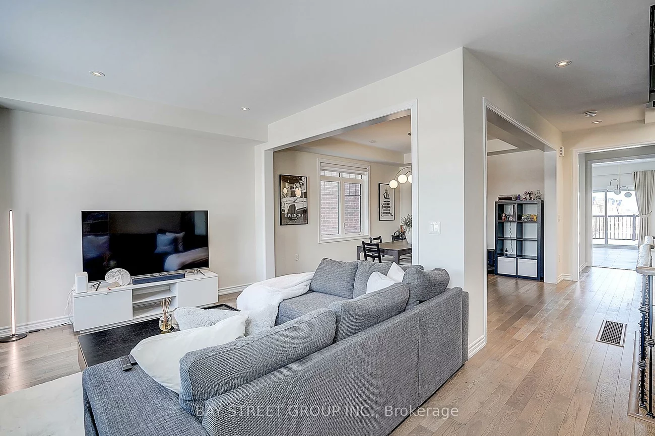 10943, VICTORIA SQUARE, Victoria Square, Markham