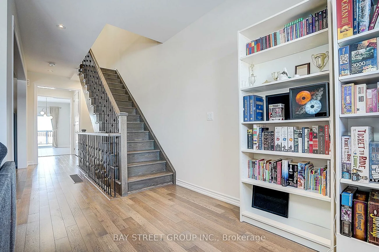 10943, VICTORIA SQUARE, Victoria Square, Markham