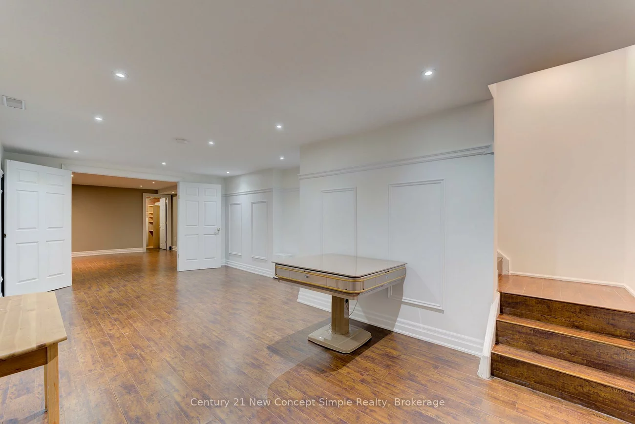 10637, Woodbine, Cathedraltown, Markham