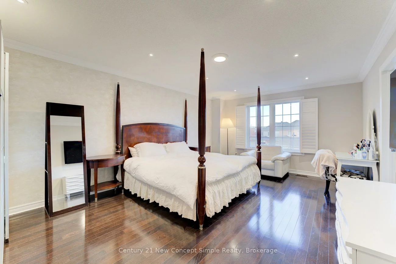 10637, Woodbine, Cathedraltown, Markham