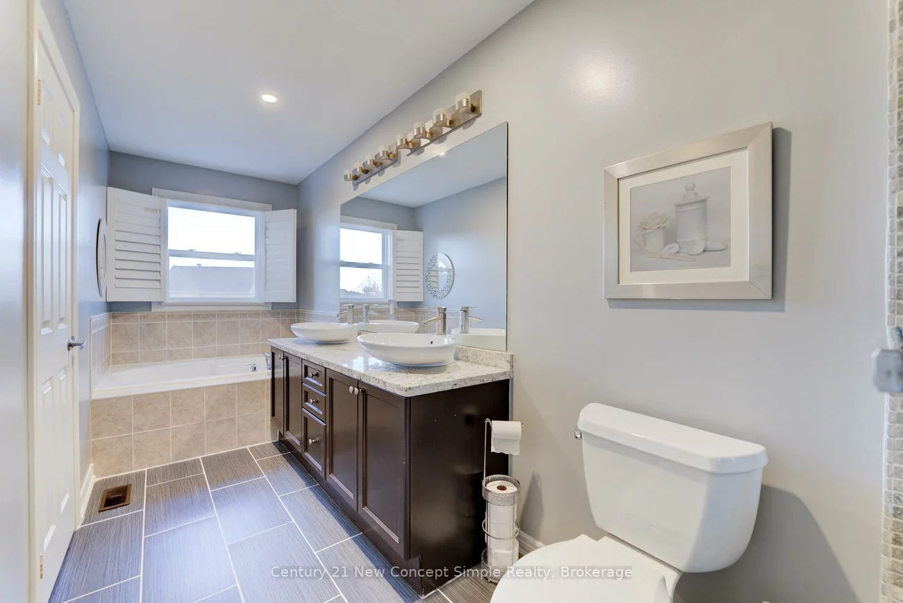 10637, Woodbine, Cathedraltown, Markham