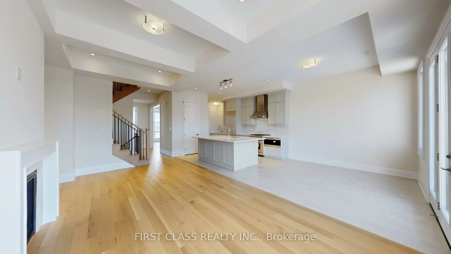 410, York Downs, Cachet, Markham