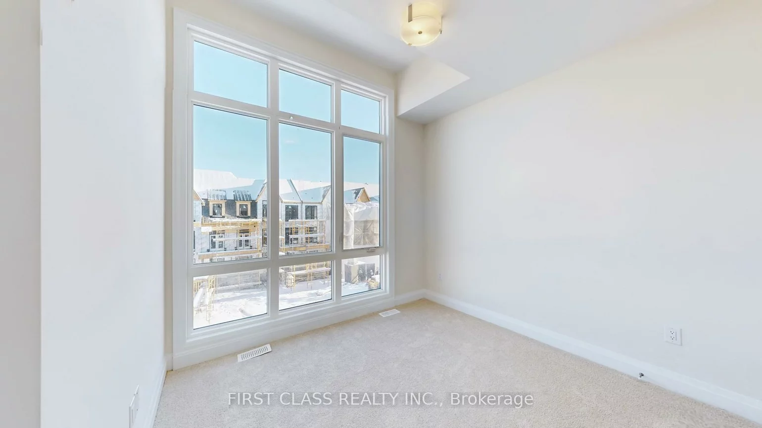 410, York Downs, Cachet, Markham