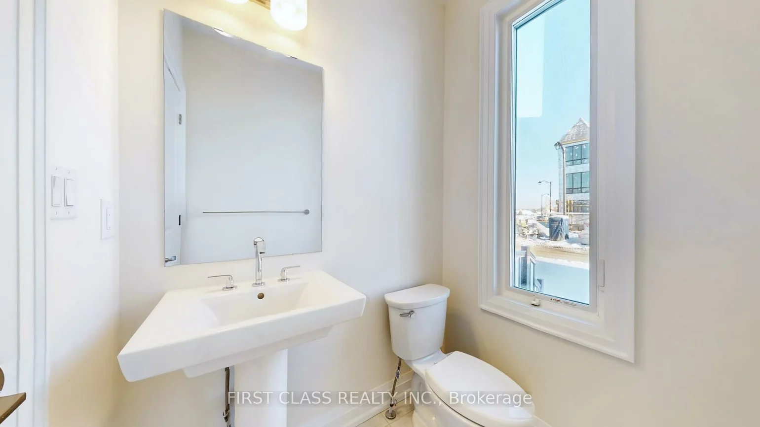 410, York Downs, Cachet, Markham