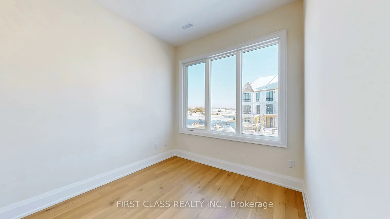 410, York Downs, Cachet, Markham