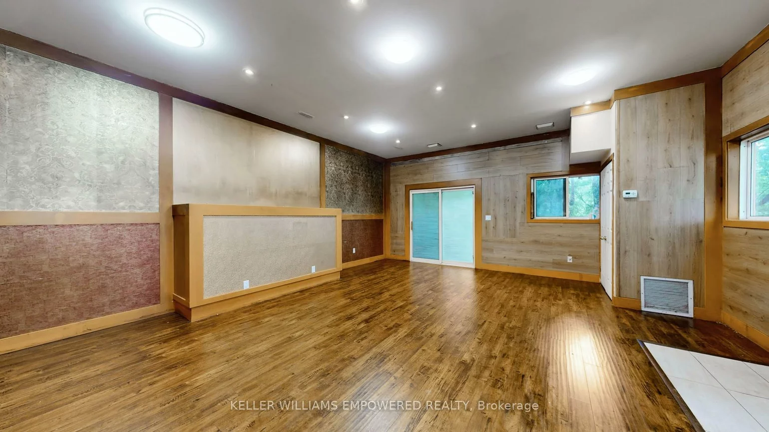 98, Glen Cameron, Thornhill, Markham