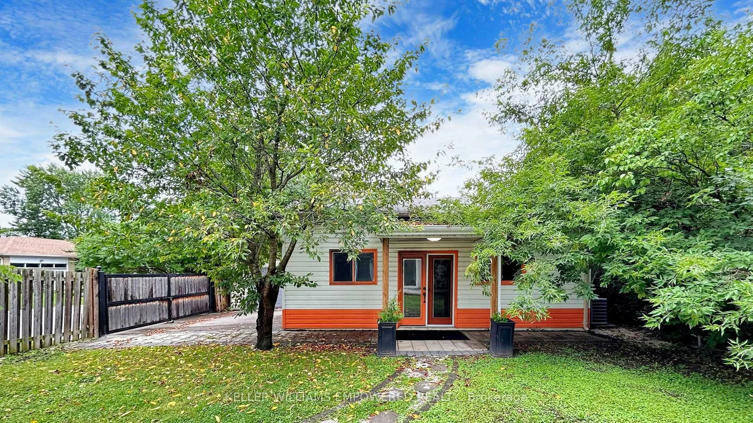 98, Glen Cameron, Thornhill, Markham