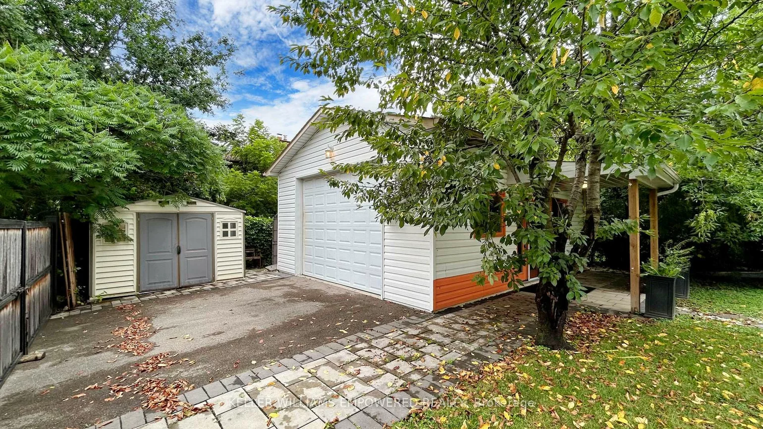 98, Glen Cameron, Thornhill, Markham