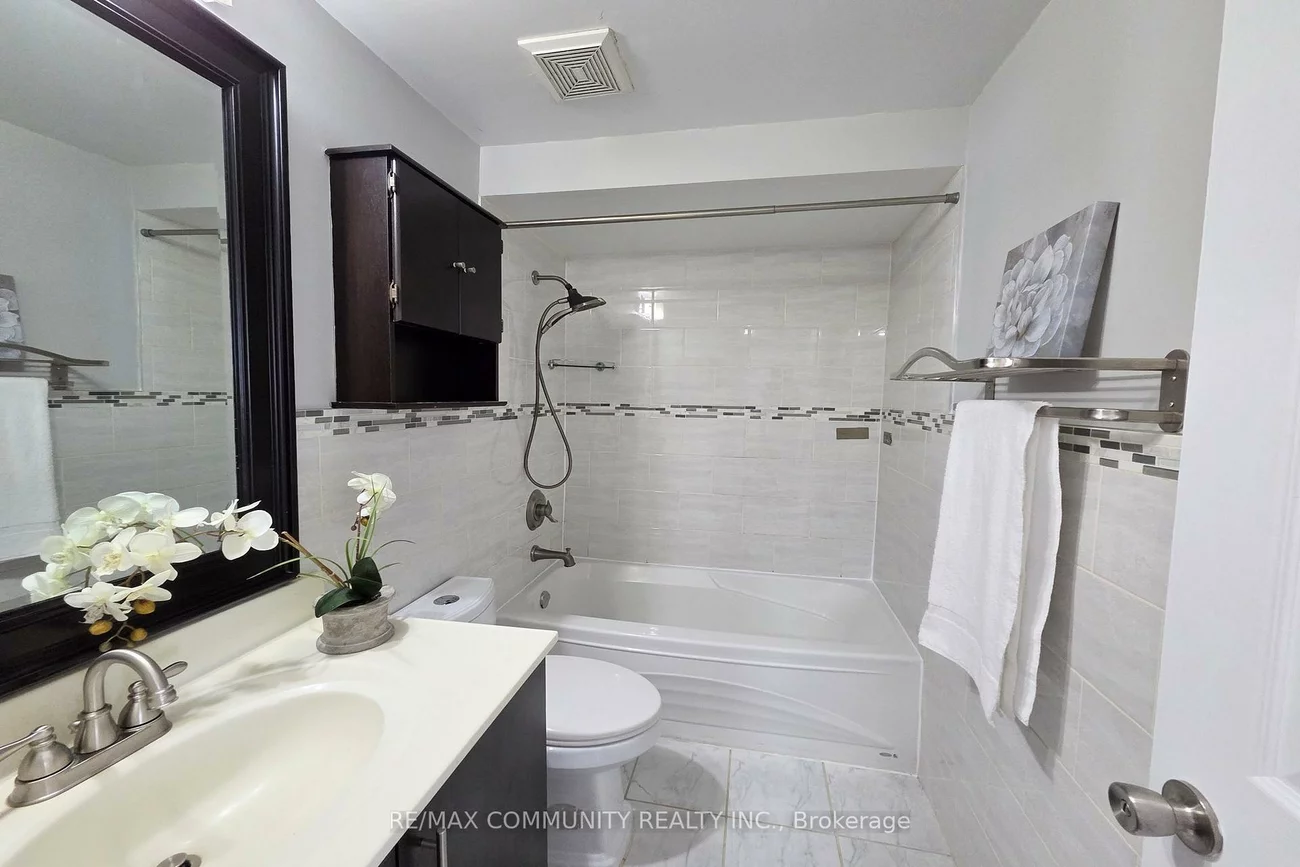 31, Stather, Milliken Mills East, Markham