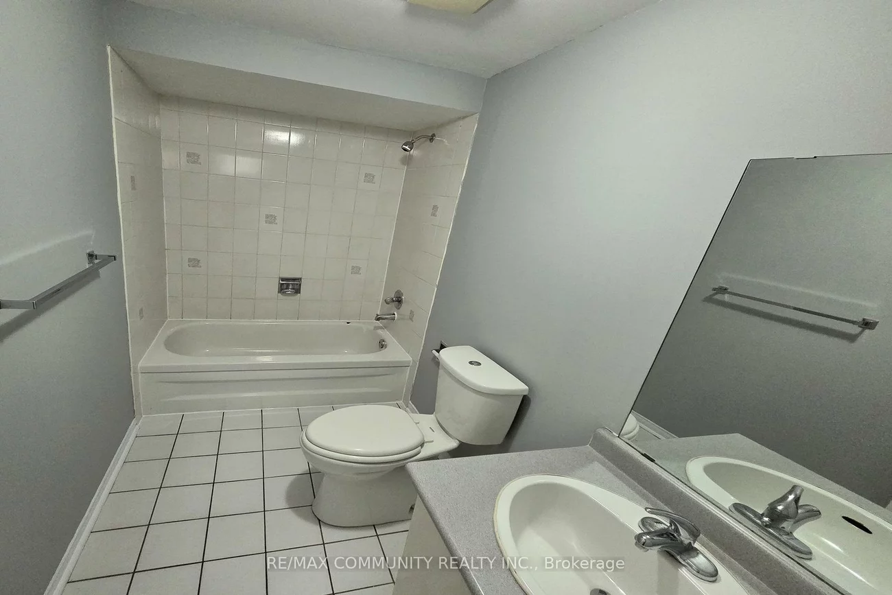 31, Stather, Milliken Mills East, Markham