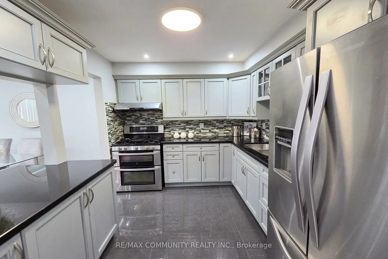 31, Stather, Milliken Mills East, Markham