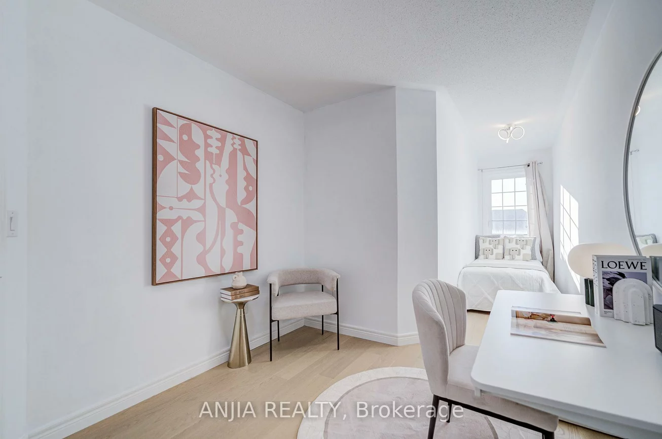 5, Valliere, Berczy, Markham