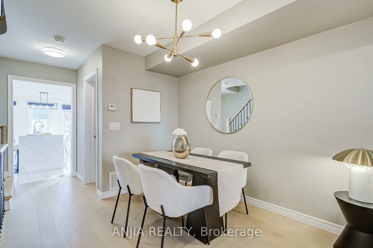 5, Valliere, Berczy, Markham