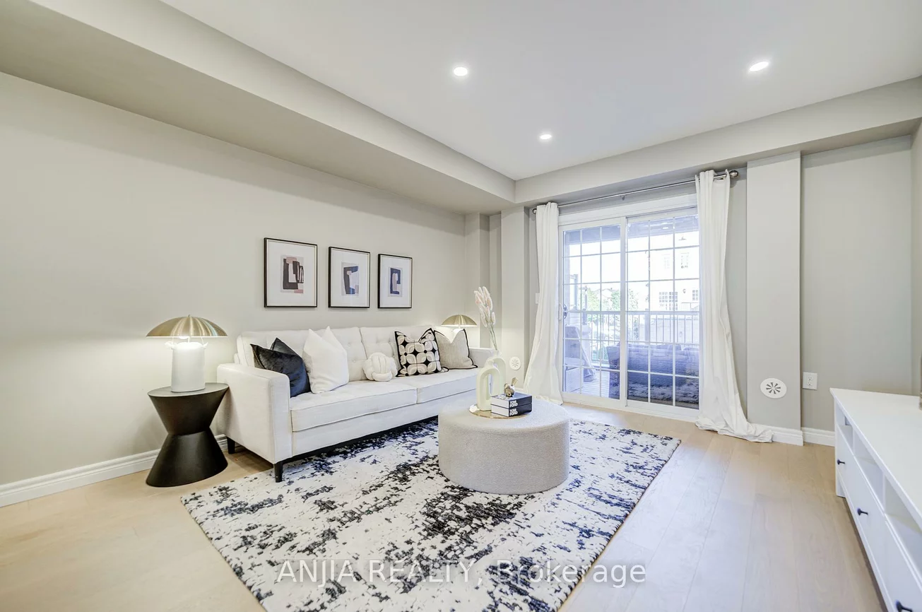 5, Valliere, Berczy, Markham