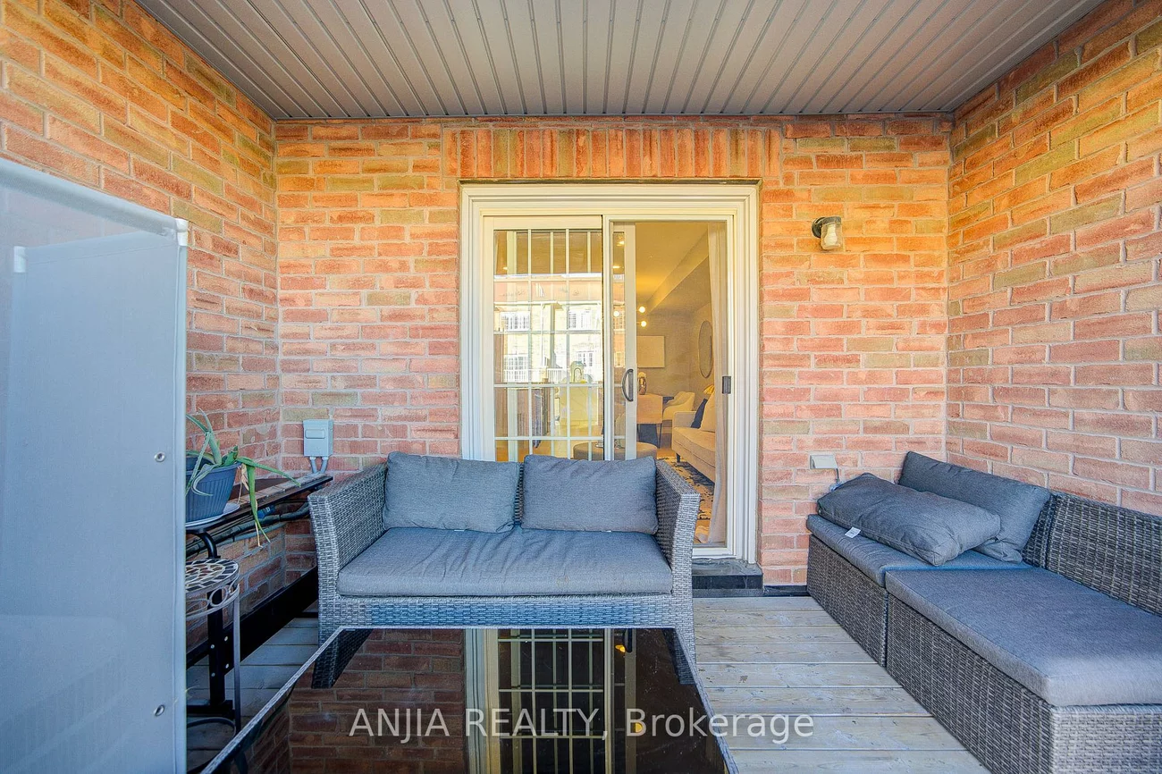 5, Valliere, Berczy, Markham