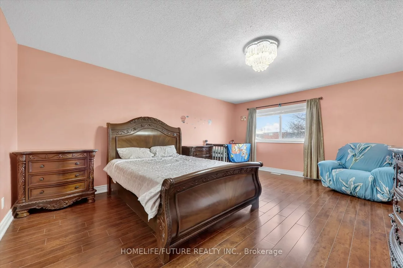 118, Doubtfire, Middlefield, Markham