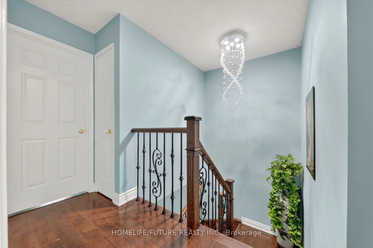 118, Doubtfire, Middlefield, Markham