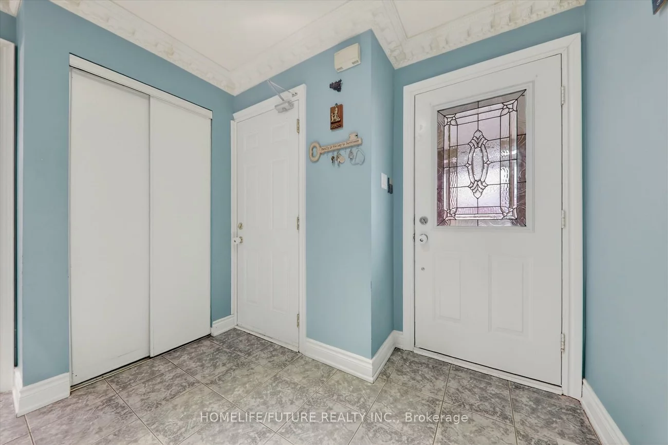 118, Doubtfire, Middlefield, Markham