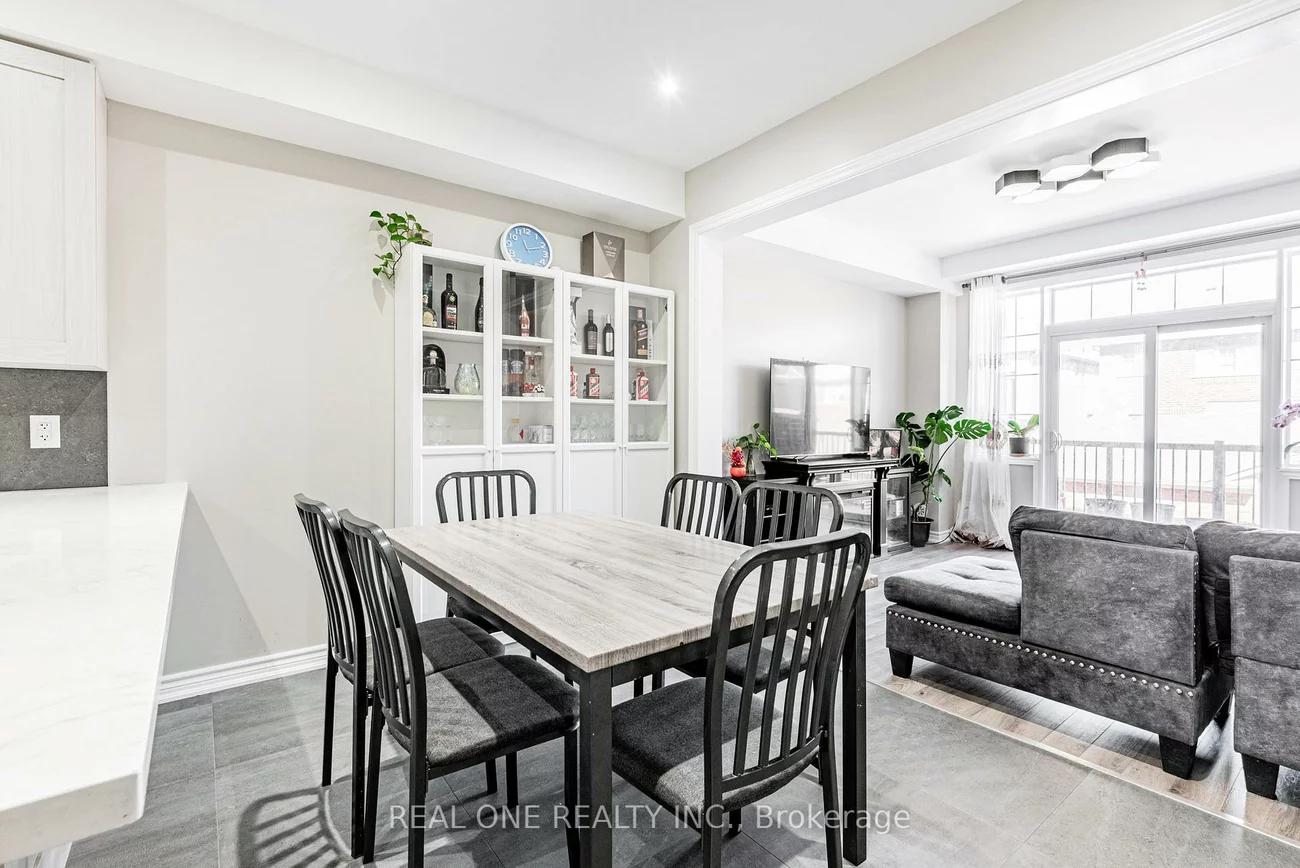 4798, 16th, Berczy, Markham