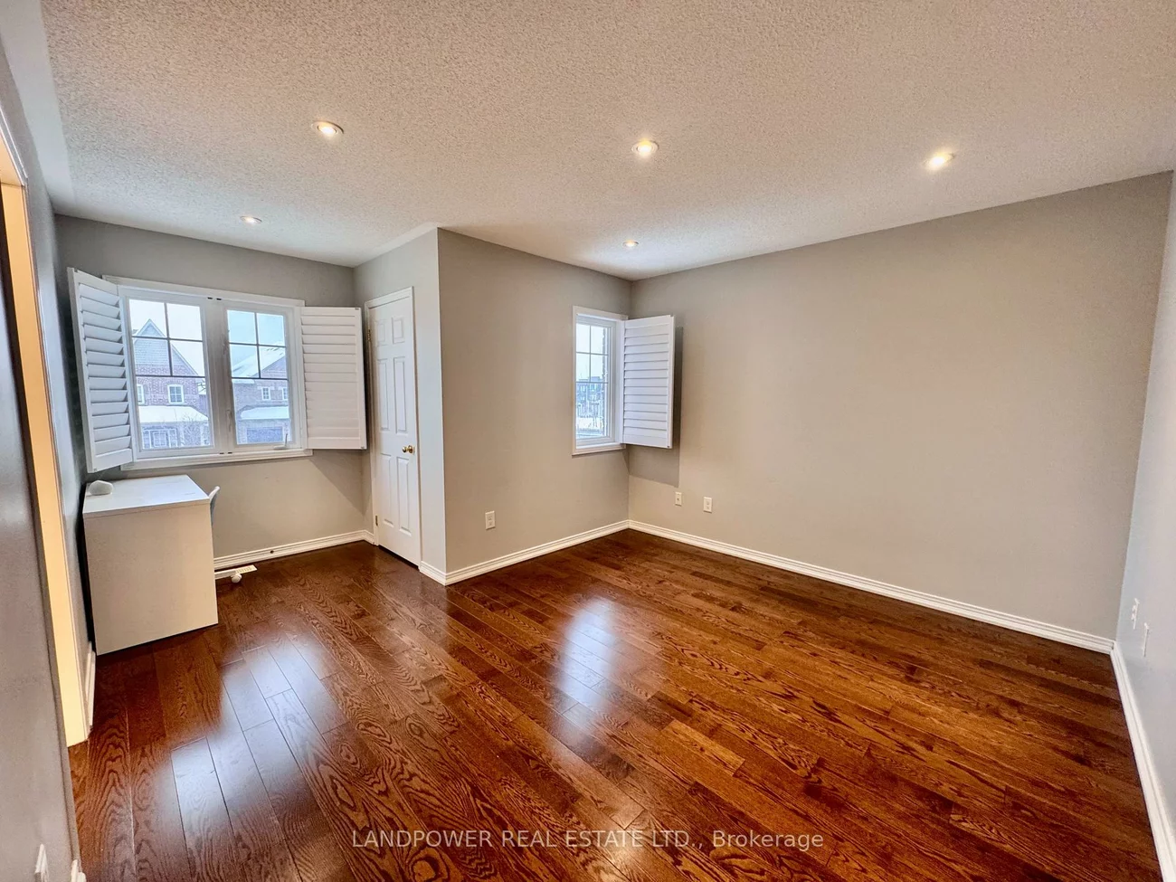 4, Prince Of Wales, Victoria Square, Markham