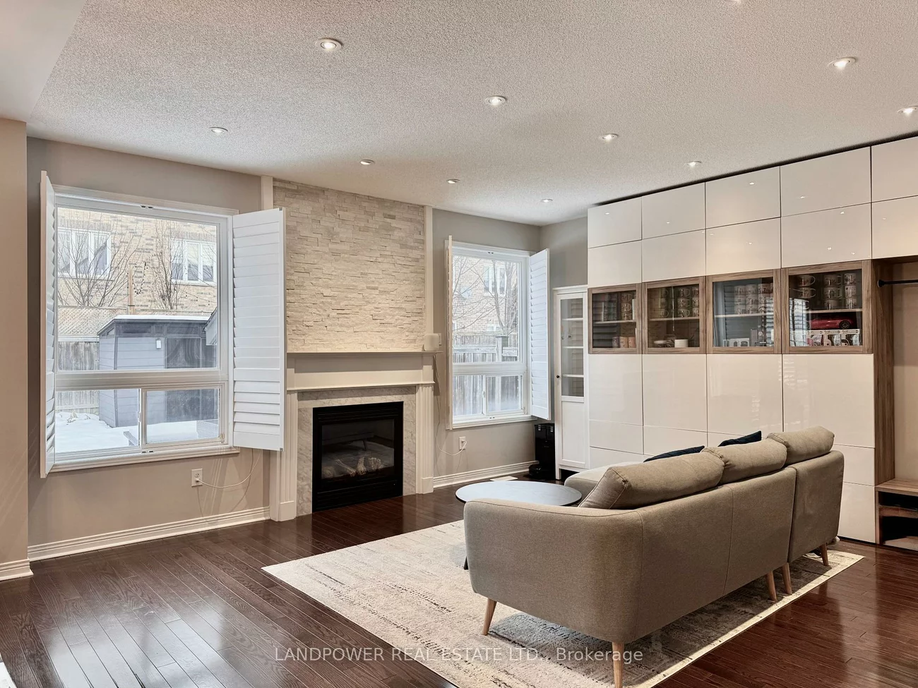 4, Prince Of Wales, Victoria Square, Markham