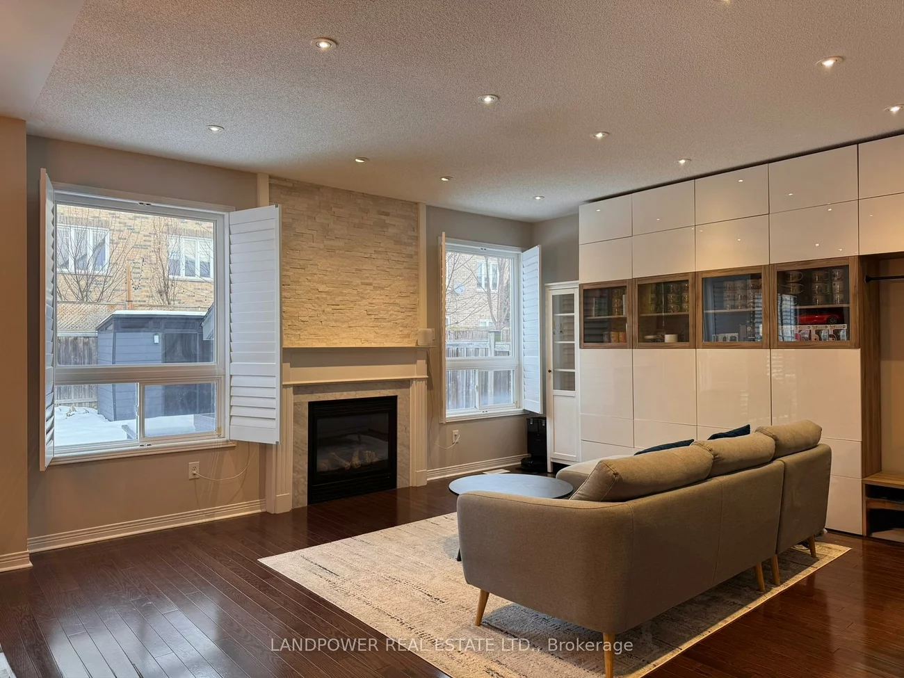 4, Prince Of Wales, Victoria Square, Markham