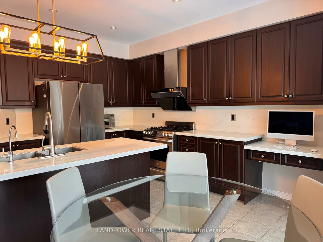 4, Prince Of Wales, Victoria Square, Markham