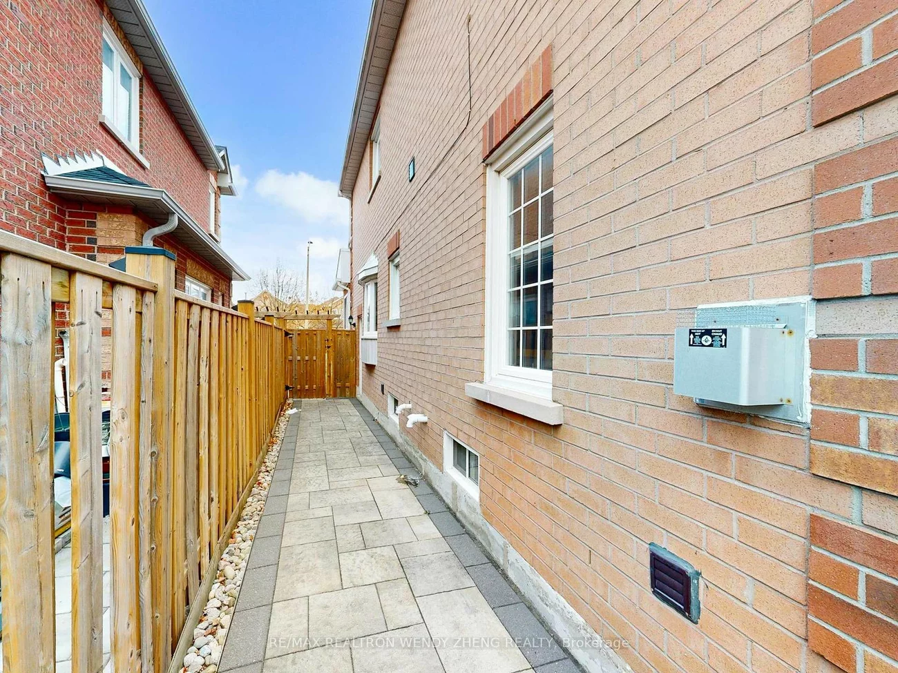 75, Macon, Milliken Mills West, Markham