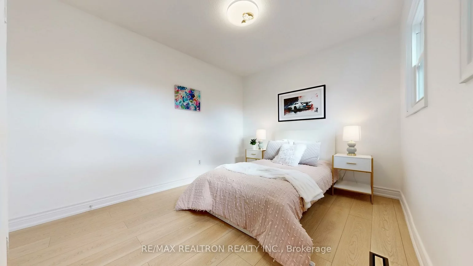 62, Bishop, Markham Village, Markham