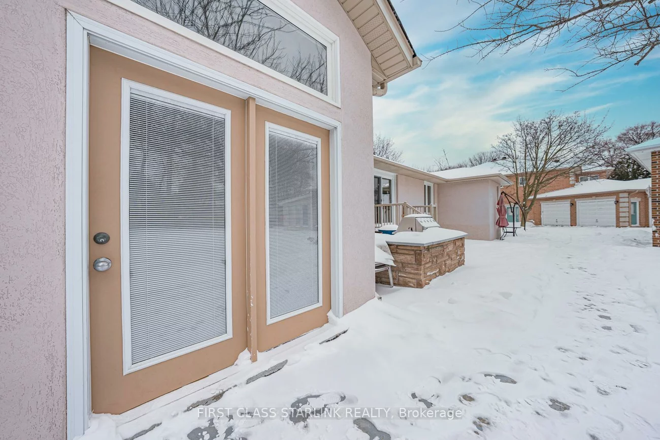 85, Lee, Milliken Mills East, Markham