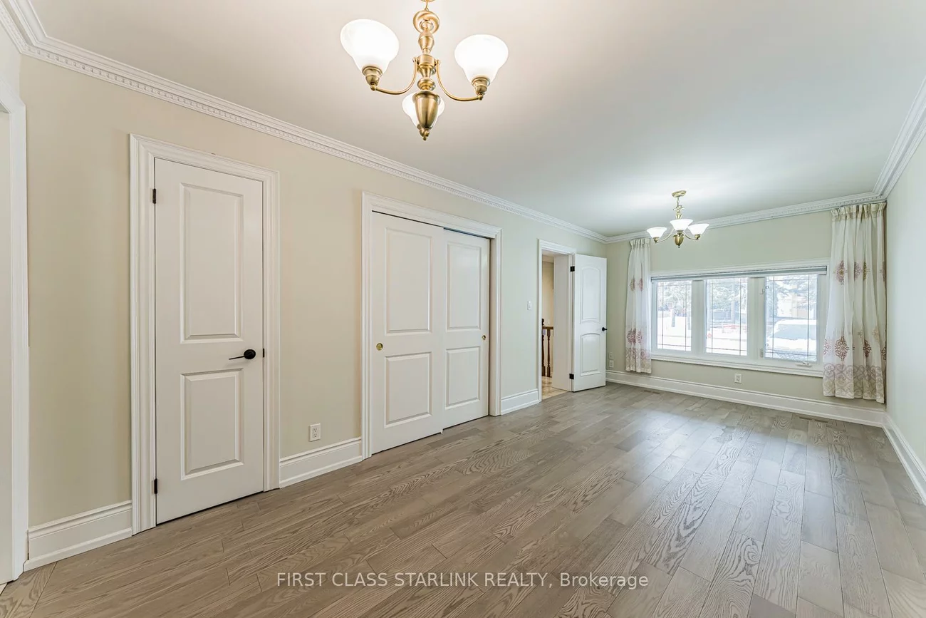 85, Lee, Milliken Mills East, Markham