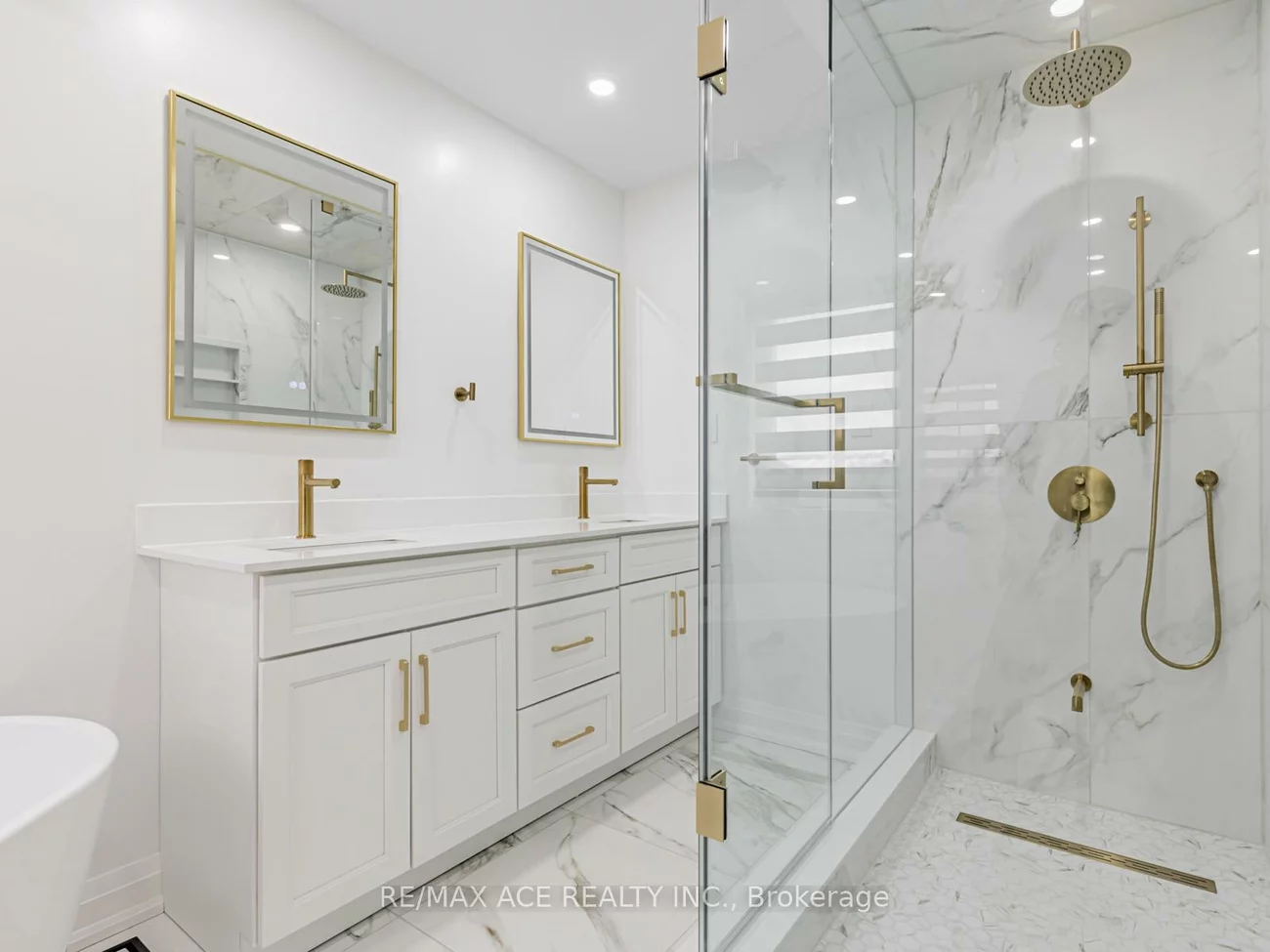 161, Doubtfire, Middlefield, Markham