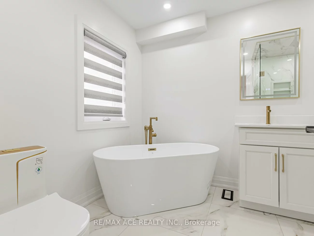 161, Doubtfire, Middlefield, Markham