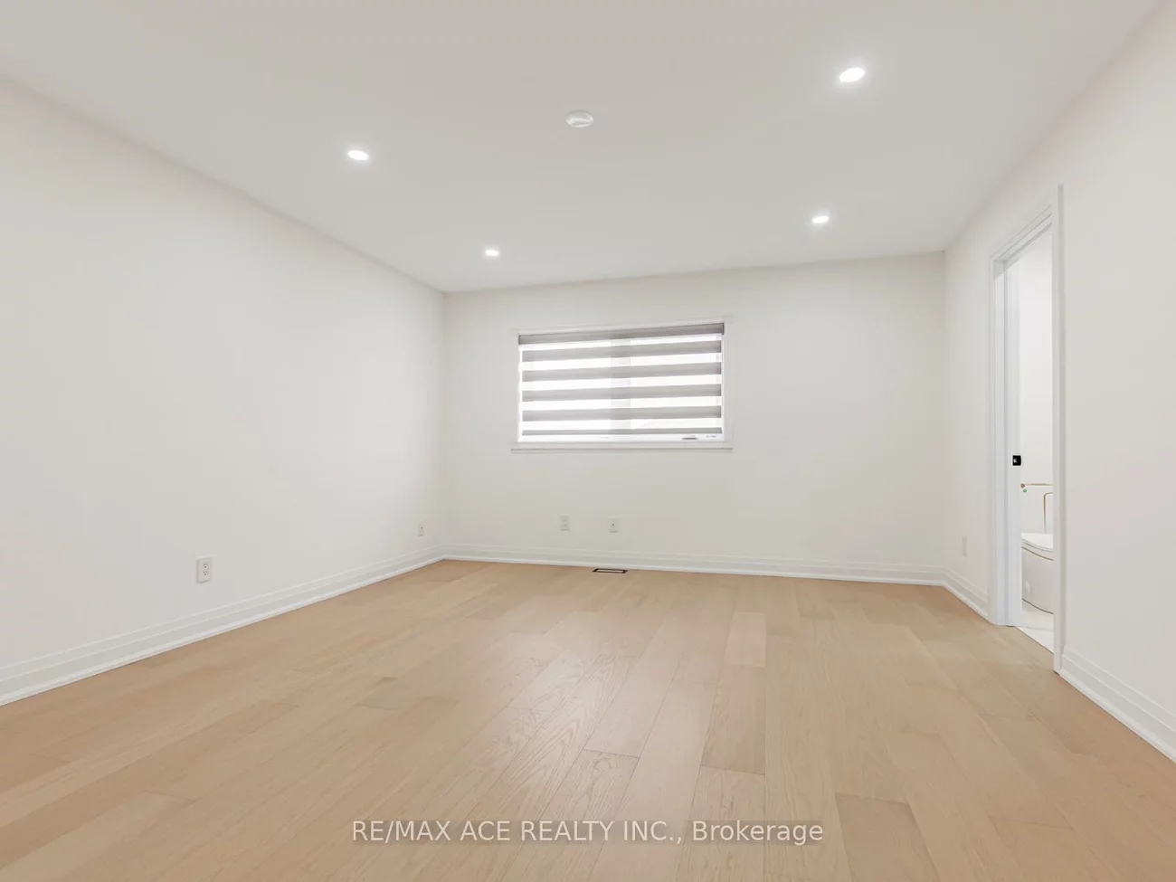 161, Doubtfire, Middlefield, Markham