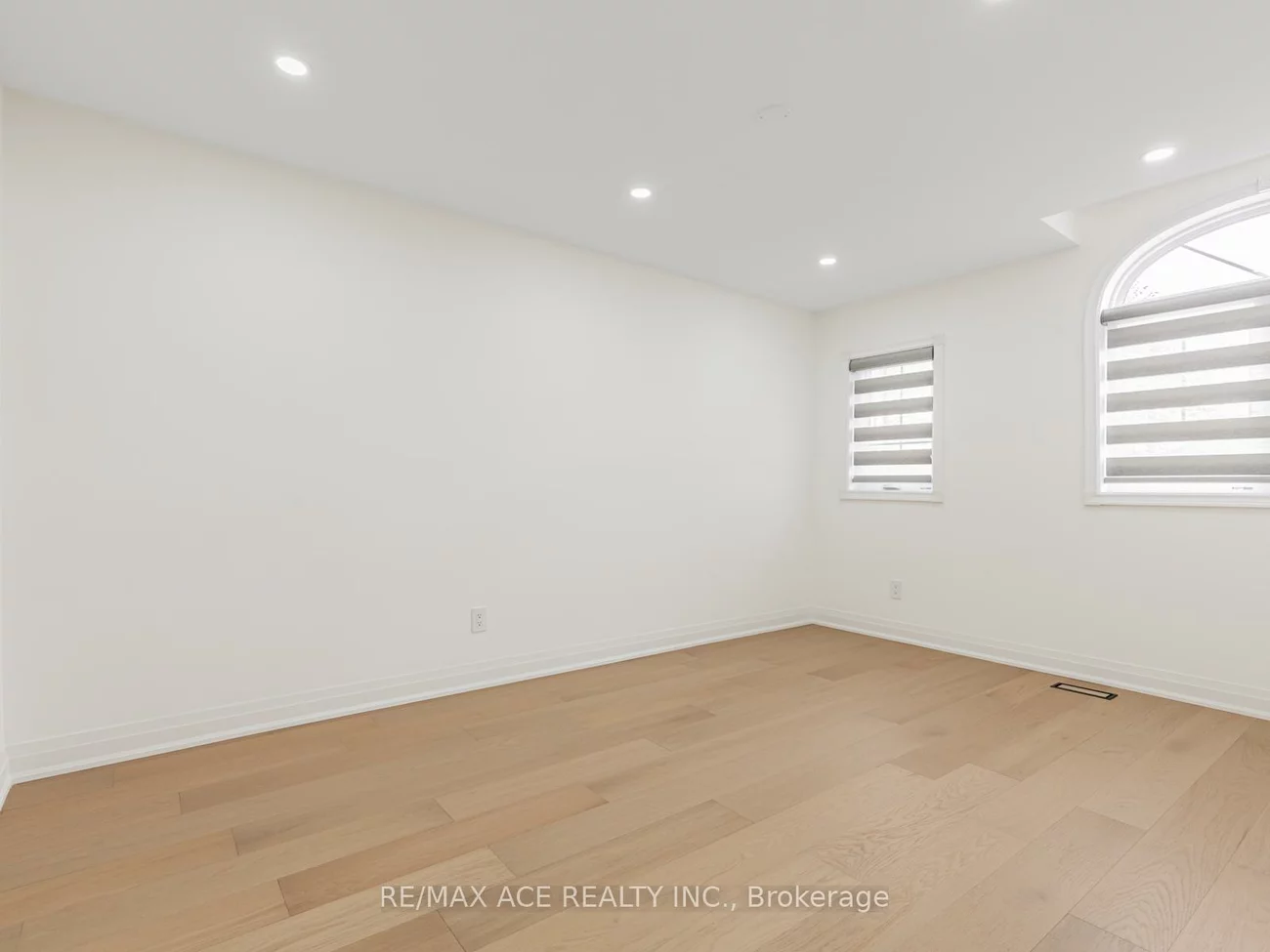 161, Doubtfire, Middlefield, Markham