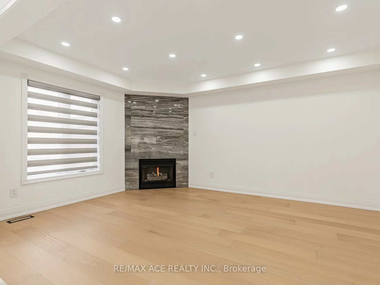 161, Doubtfire, Middlefield, Markham