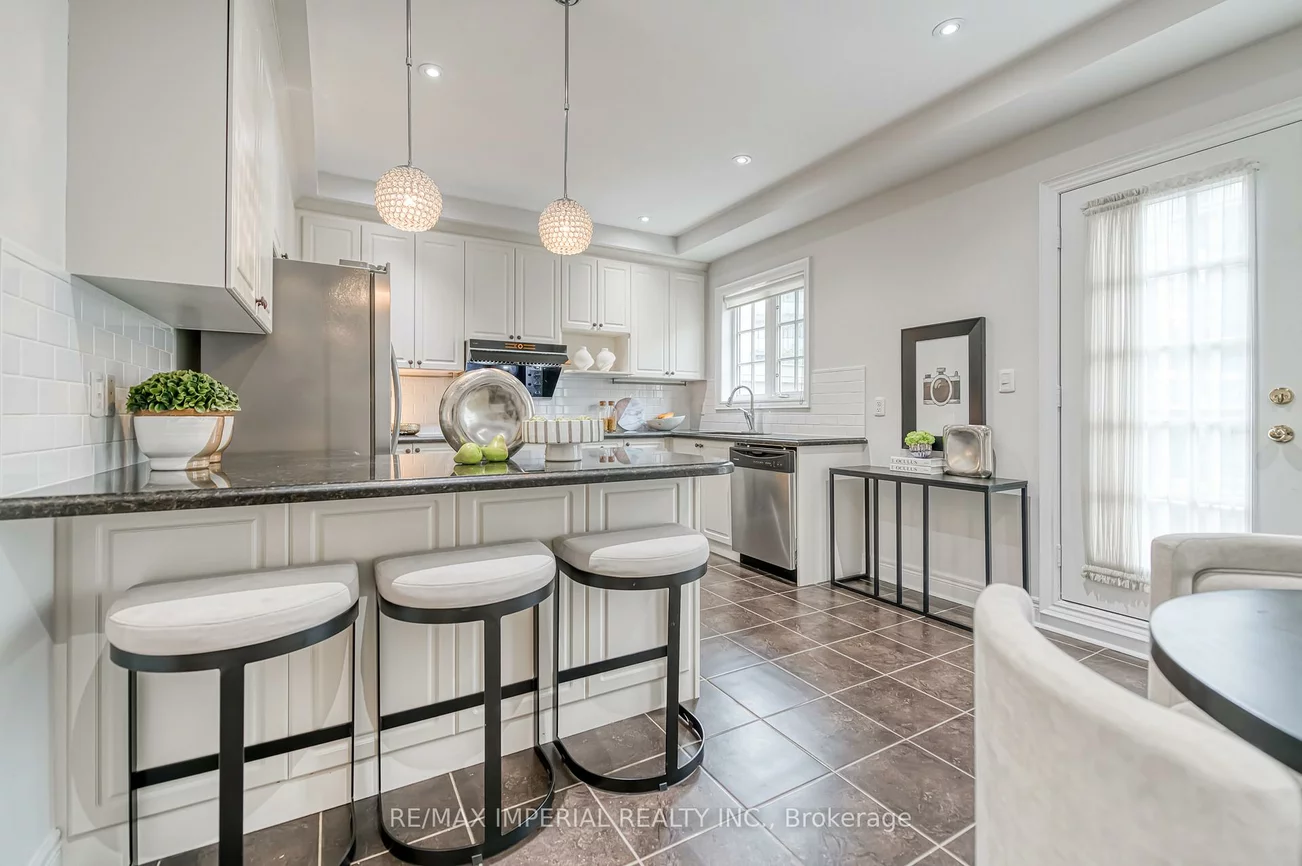 21, MACKENZIE'S STAND, Unionville, Markham