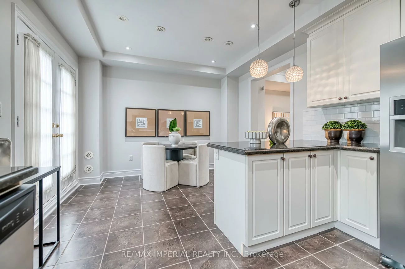 21, MACKENZIE'S STAND, Unionville, Markham